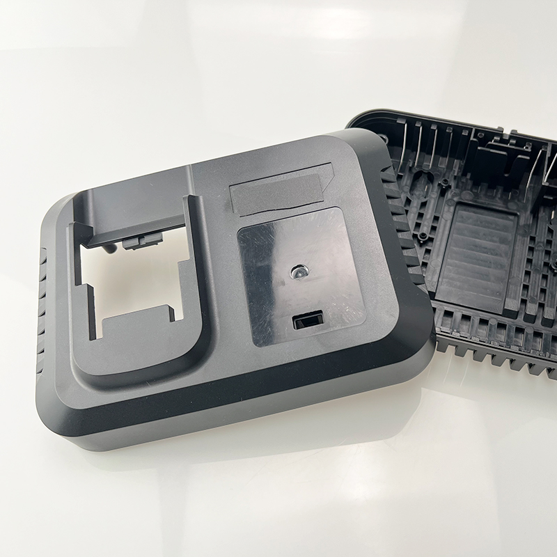 thumbnail image 2 of Tekonsha 20000 Polyethylene Lockable Battery Box With Weldable Metal Mounting Br 2 of 13