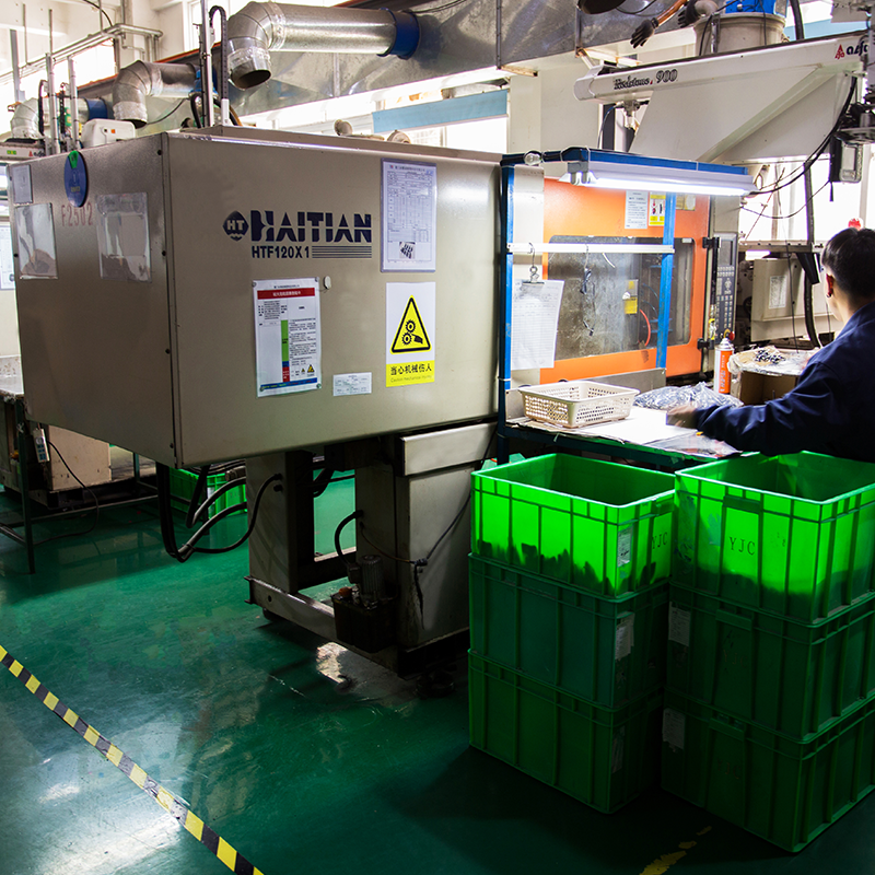 What Are the Key Differences Between Thermosets and Thermoplastics7