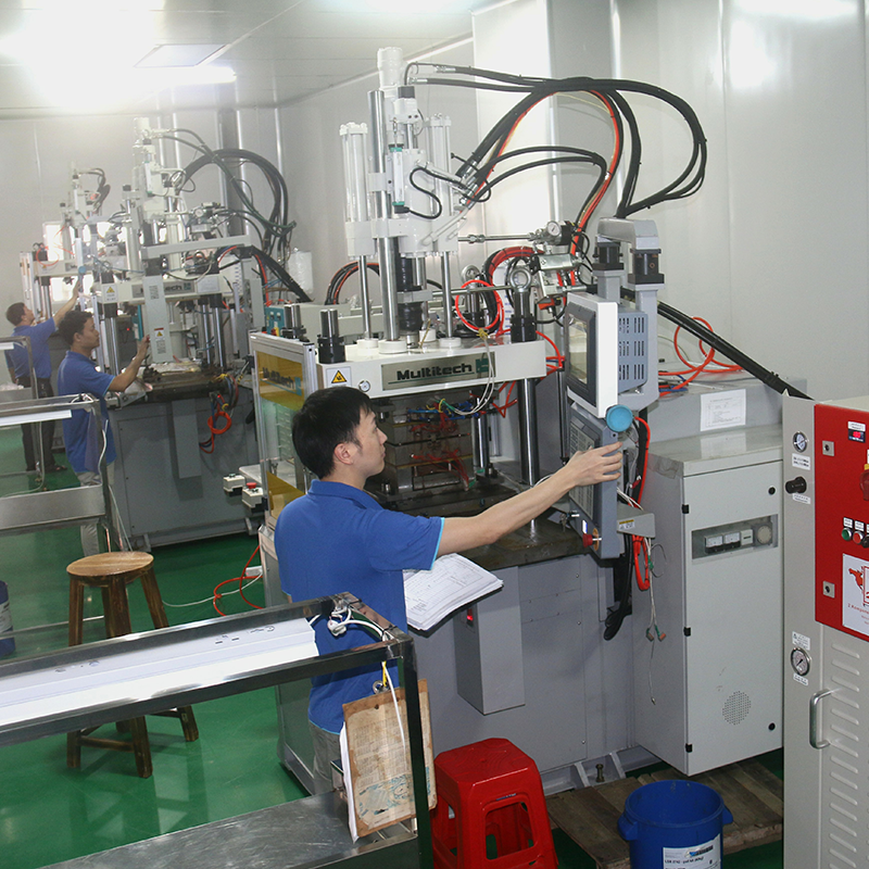 From Design to Production Turkish Customers Visit YJCPolymer for One-Stop Bathroom Product Development3